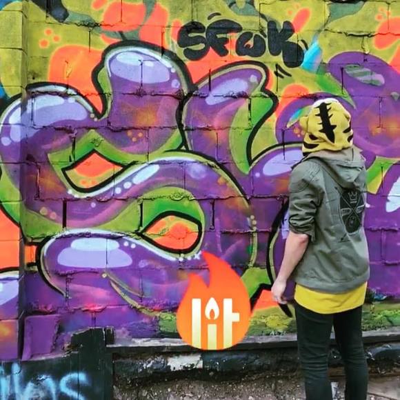 Meet your Posher, Rudy. What up? - Picture 3 of 4